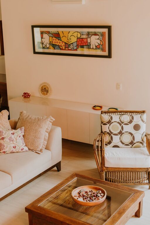 Tips for Creating a Cosy and Inviting Living Room on a Budget
